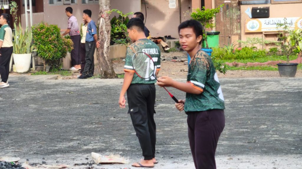 Olahraga Pagi Hari di Pondok Darul Hijrah