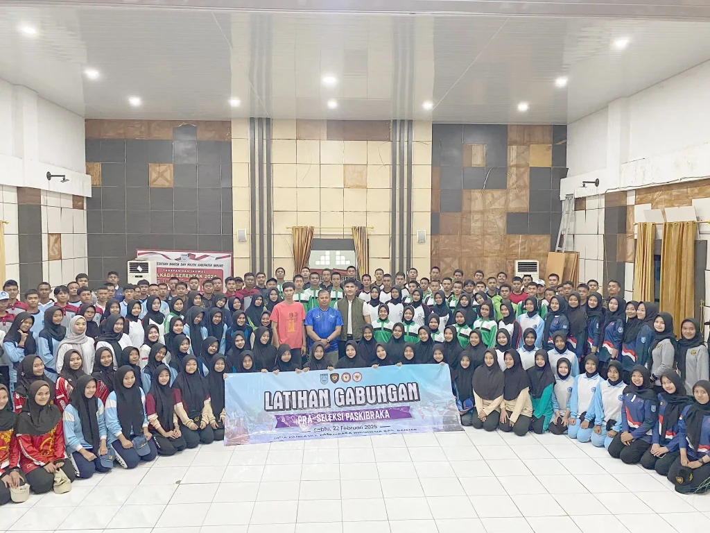 Foto bersama setelah Latihan Gabungan dan Latihan Gabungan Paskbira di RTH Ratul Zaleha Martapua