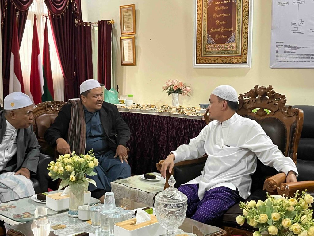 Kedatangan Pengurus Yayasan Karantina Tahfidz Al Quran Pusat