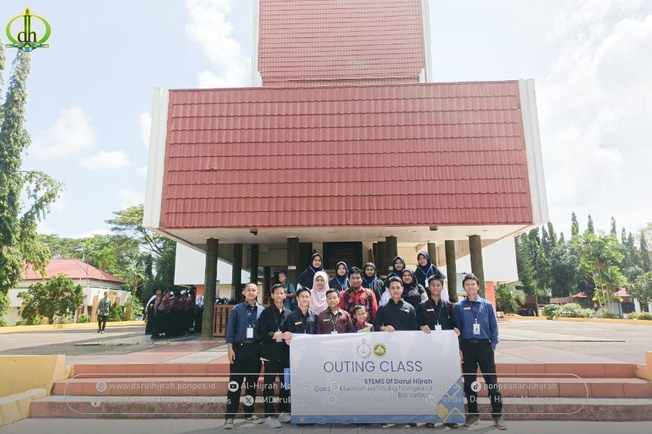 outing class sekolah di Museum lambung mangkurat