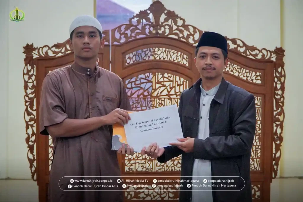 santri yang berprestasi pada kegiatan Pekan ujian bahasa arab tahun 2025