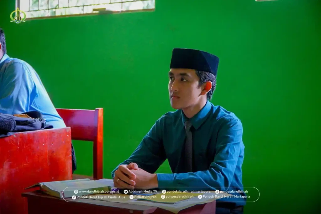 ujian syafahi dan tahriri nampak tertib di Pondok Darul Hijrah
