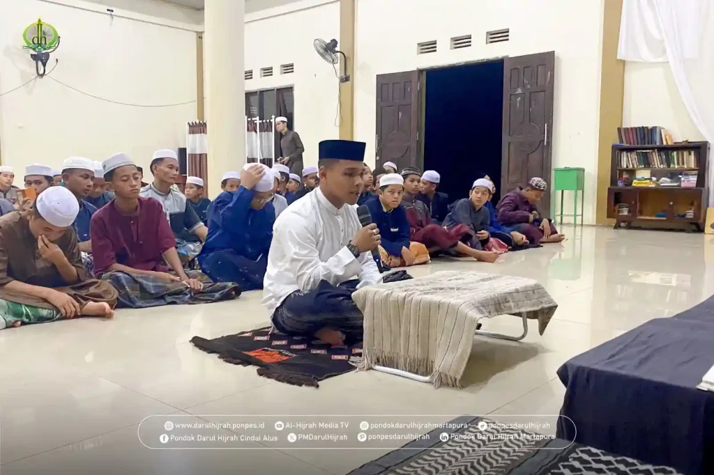 Gusti Muhammad Hanif Hidayat melaksanakan khataman quran 30 juz di PTQ Darul Hijrah 3