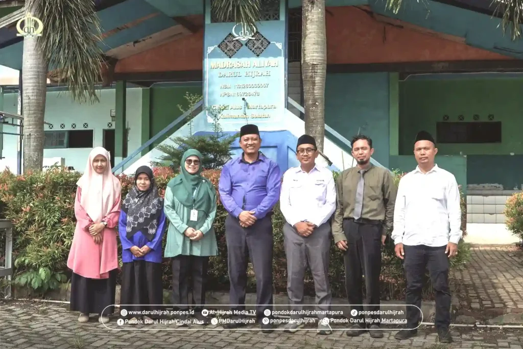 Peninjauan persiapan pisa 2025 indonesia di MA Darul Hijrah Oleh Pusmendik Kemendikbud RI, Kemenag Kabupaten, dan Kemenag Kalsel