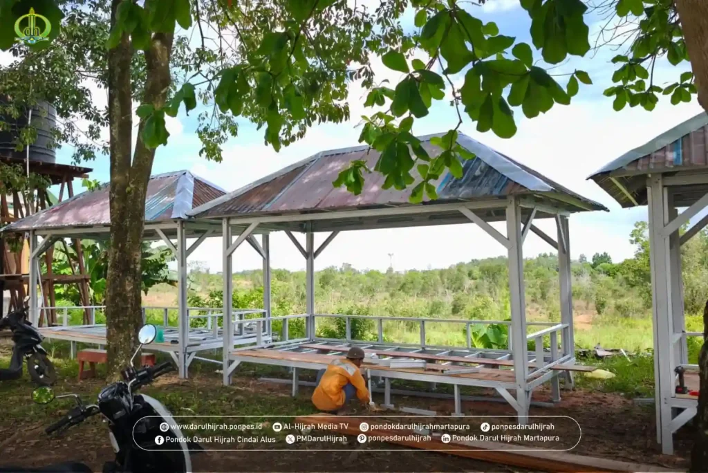 fasilitas baru berupa Gazebo sebanyak 3 unit sudah selesai dibuat