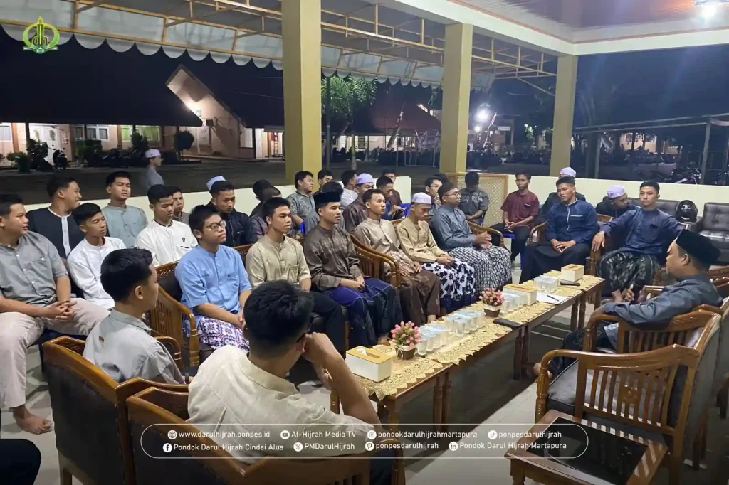 pengasuhan santri mengumpulkan dan mengarahkan guru pengabdian pondok darul hijrah cindai alus
