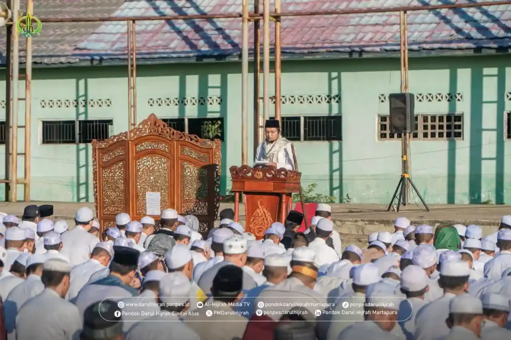 Pelaksanaan Shalat Idul Adha 1446 H di Pondok Darul Hijrah berjalan lancar dengan Khatib dan Imam Ust. Muhammad Hayaturrahman