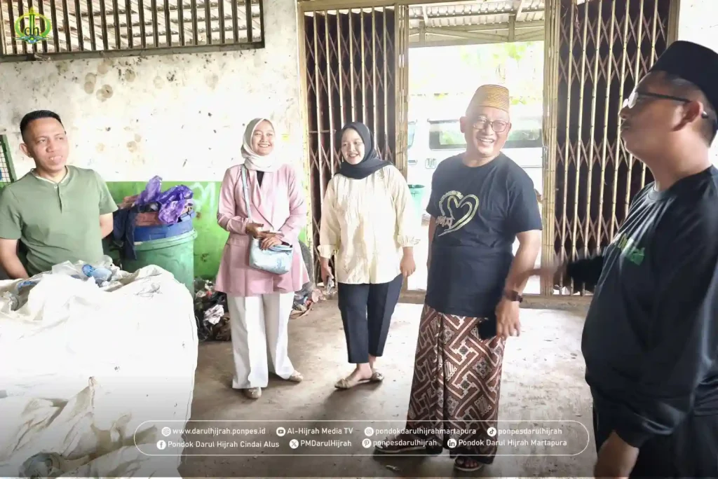 Program Prioritas Kemenag 2025 Kampung Keren observasi TPS 3 R Pondok Darul Hijrah Cindai Alus
