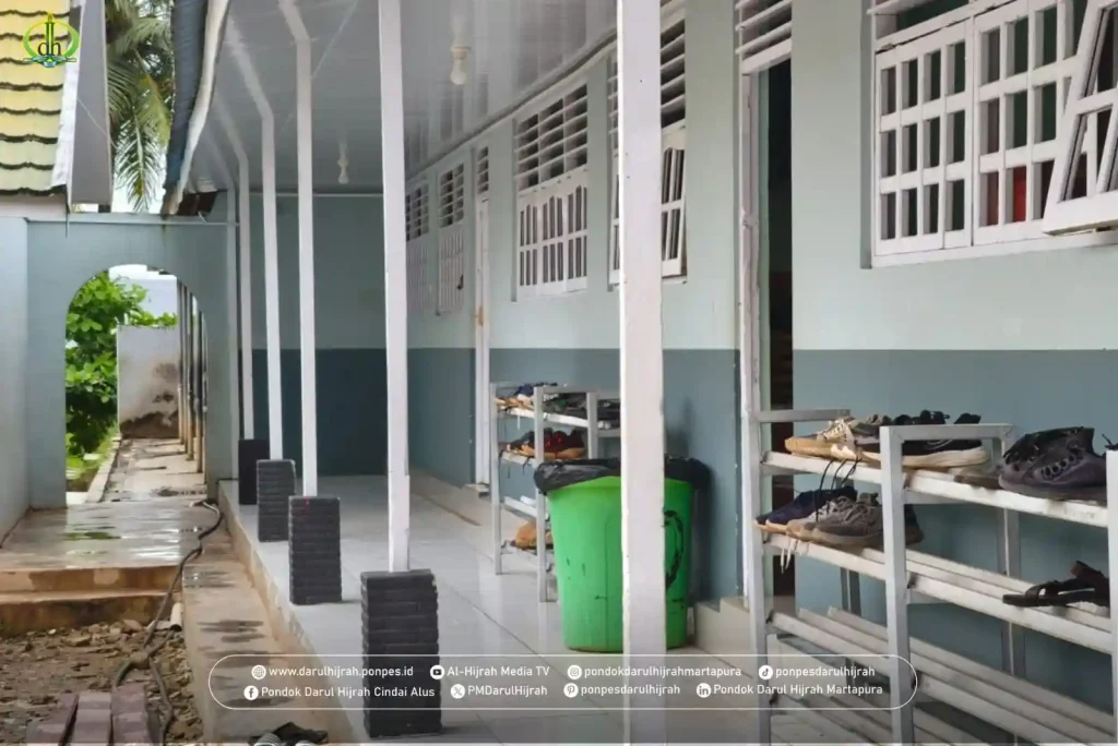 fasilitas keamanan terus ditingkatkan di Pondok Darul Hijrah Cindai alus khususnya gedung asrama santri