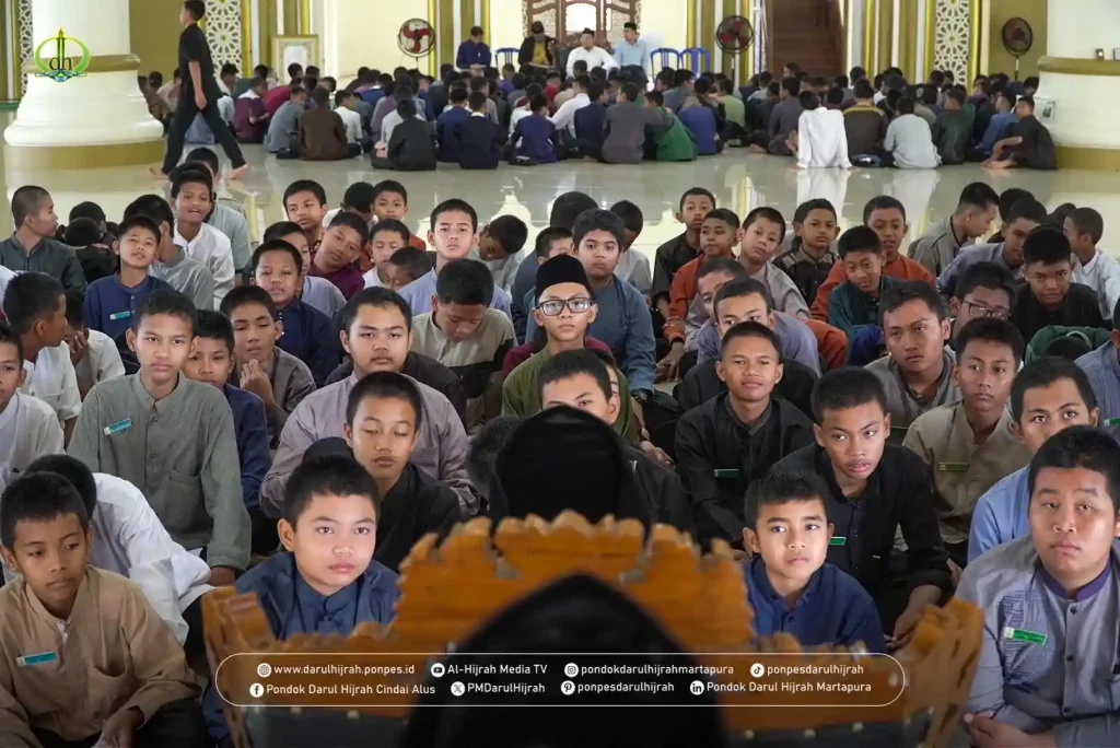 nasihat perpulangan santri oleh kepala MTs Darul Hijrah