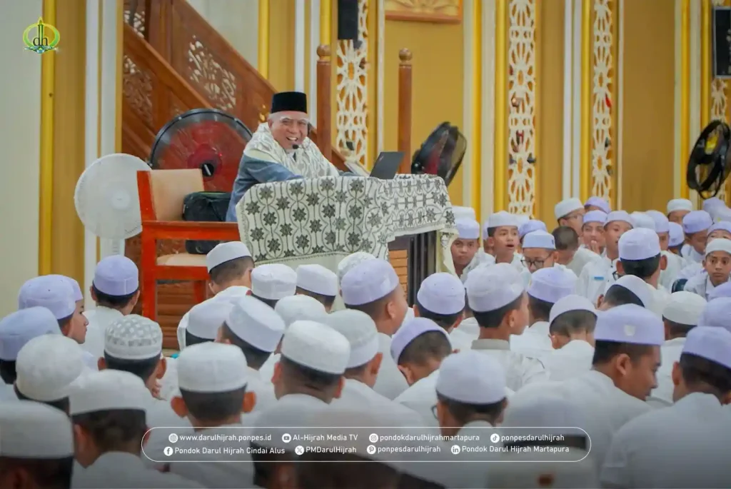 pengarahan pimpinan pondok sebelum shalat hajat menghadapi ujian