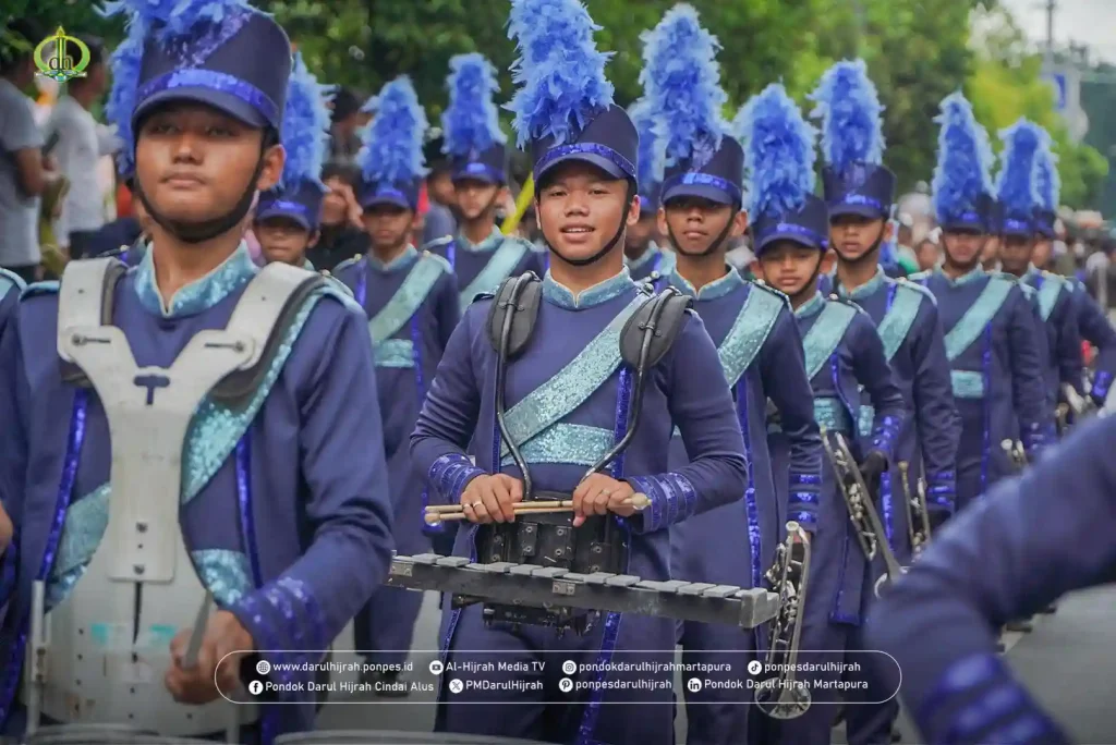 marching band gema harmony Darul Hijrah milik pesantren darul hijrah tampil bersinar di acara MTQ Kalsel 2025