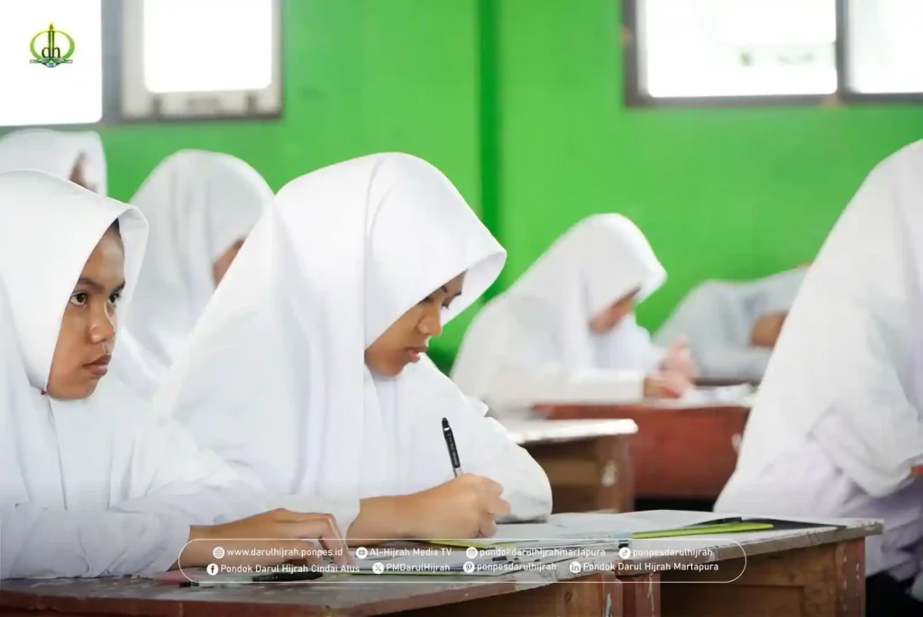 ujian pondok pesantren Darul Hijrah Cindai Alus merupakan momen sakral