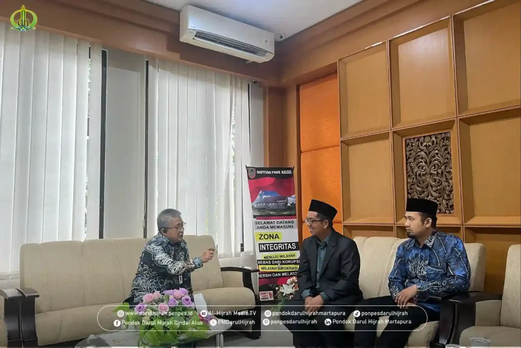 yayasan melakukan audiensi ke bappeda kalsel dengan mengambil isu pesantren modern terpadu