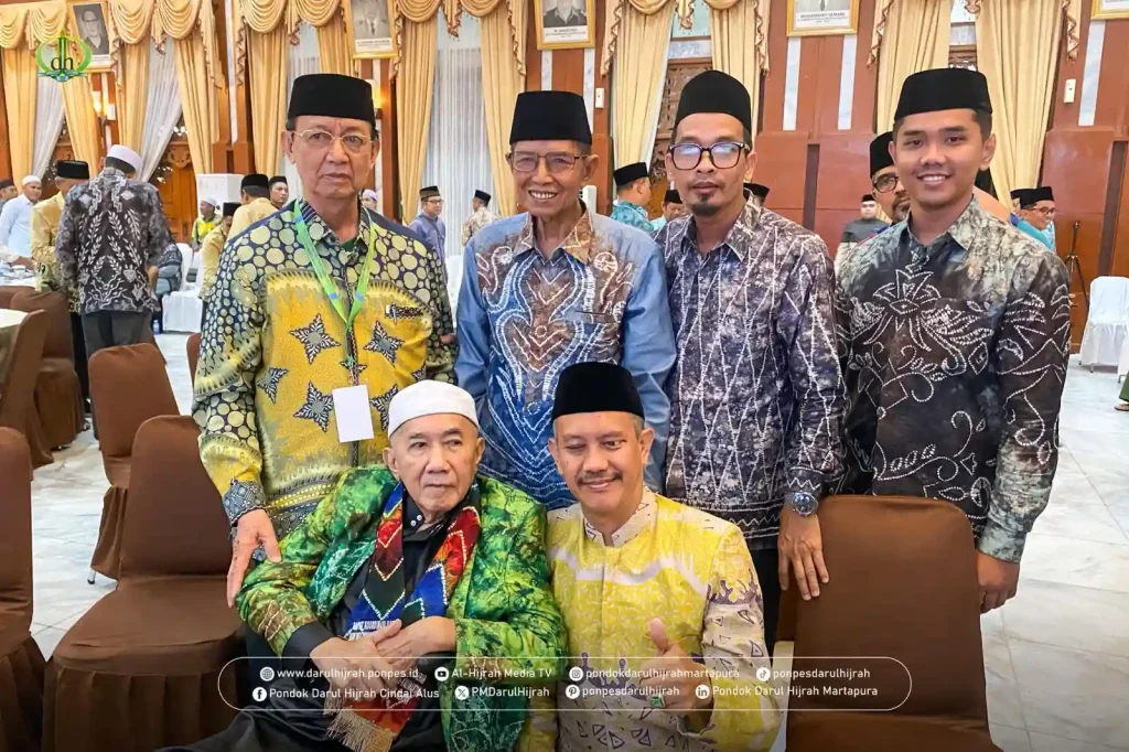 pimpinan pondok darul hijrah bersama ketua mui kalsel