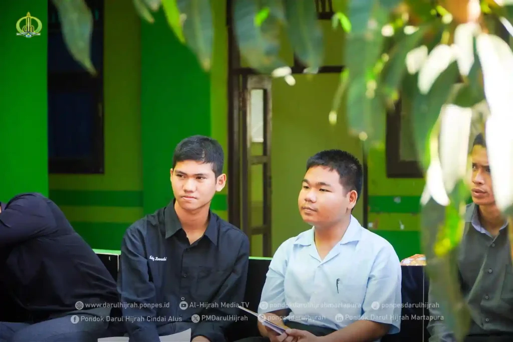 belajar di ruang terbuka pondok darul hijrah cindai alus