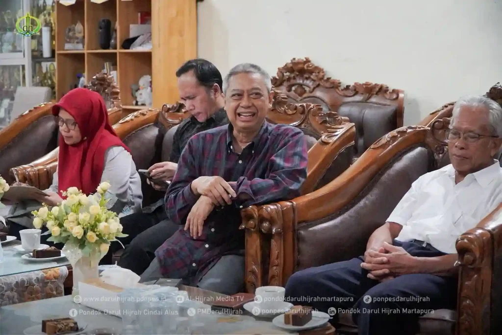 tim brida kalsel temui pimpinan pondok darul hijrah cindai alus