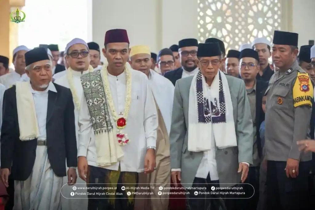 pesantren adalah tempat menempa pendidikan akademik dan karakter santri pondok darul hijrah